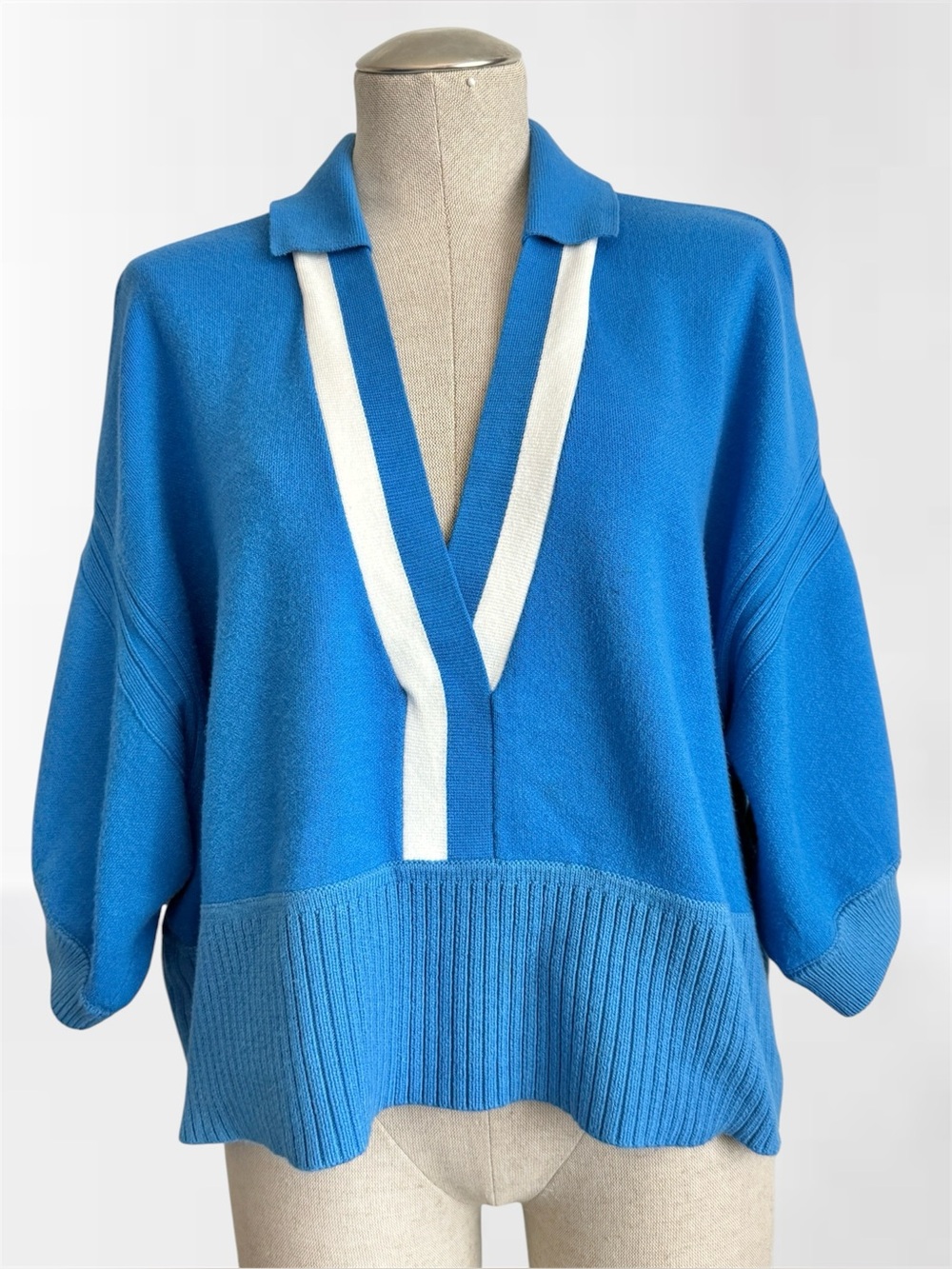 Maeve by Anthropologie Elbow-Sleeve Compact Collared V-Neck Sweater | Size L